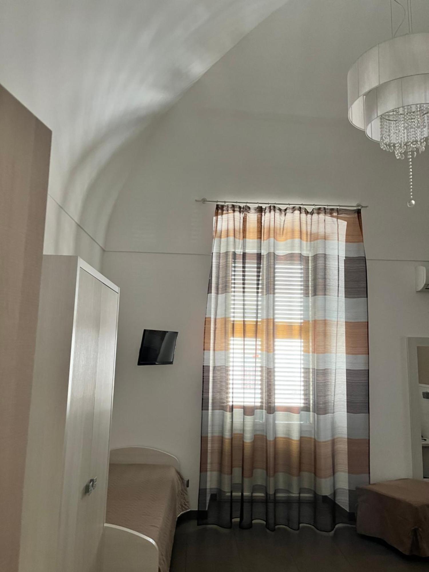 Nova Domus Bed and Breakfast Castellaneta Eksteriør billede